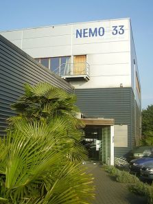 450px-Nemo_33_2008_PD_12
